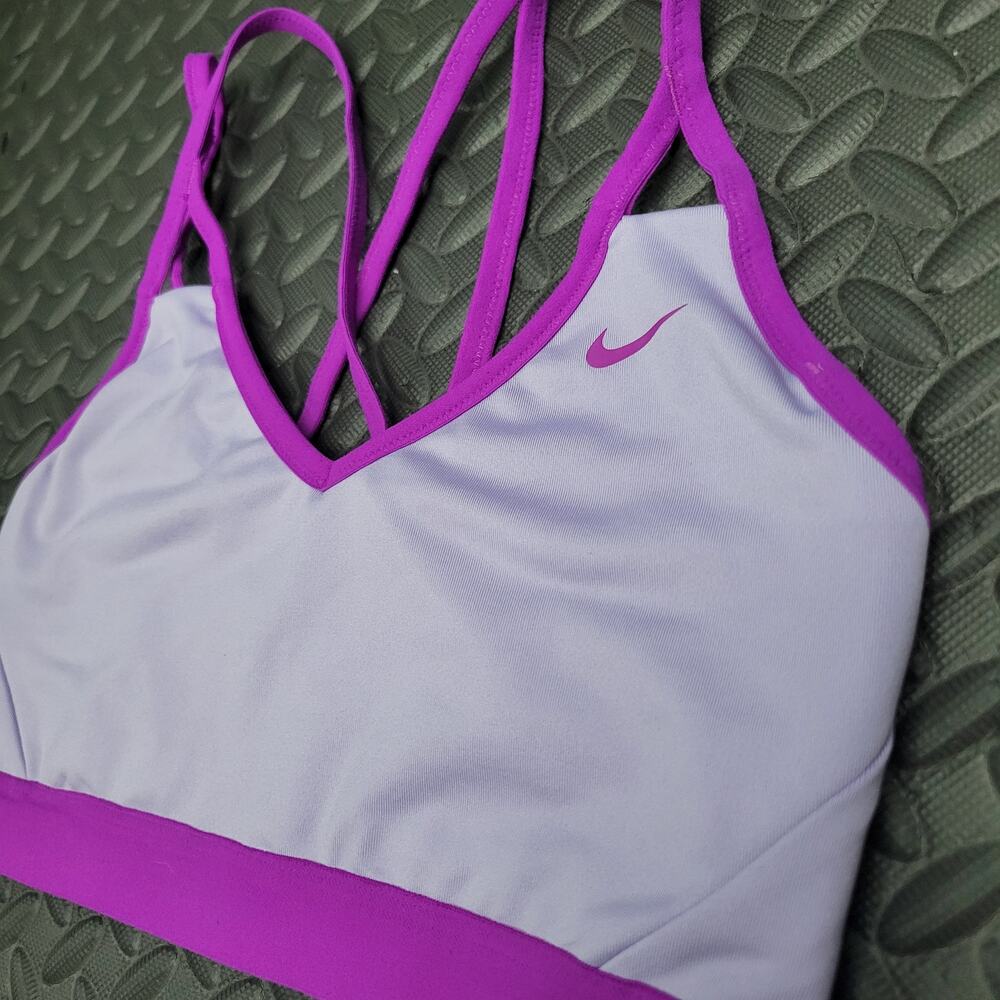 Nike Racerback Sports Bra Medium Athleisure Activewear Gym Yoga Running Purple